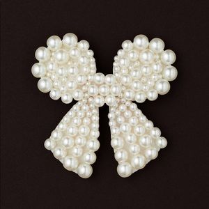 🎈Sold🎈Simone Rocha X H&M Pearl Brooch